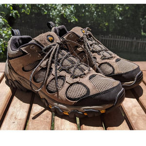 Merrell Men's Moab Waterproof Hiking Boot size 10